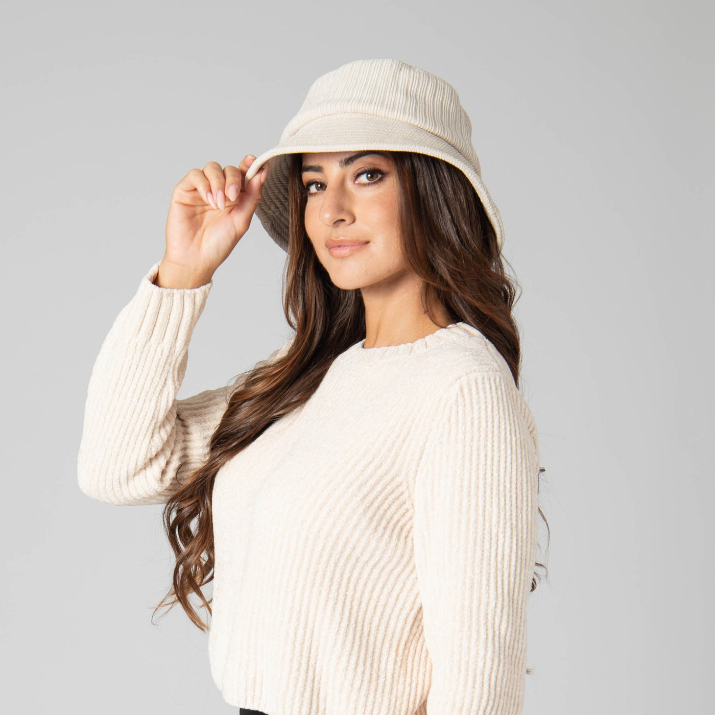 Chic Velvet Bucket Hats for Women Stylish Khaki and Navy Color